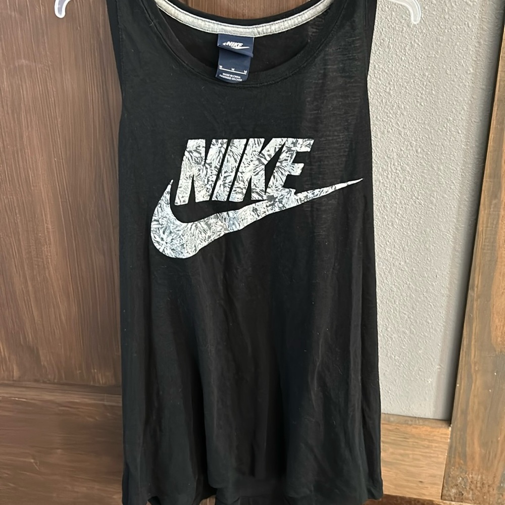 Nike shirt. Size medium.